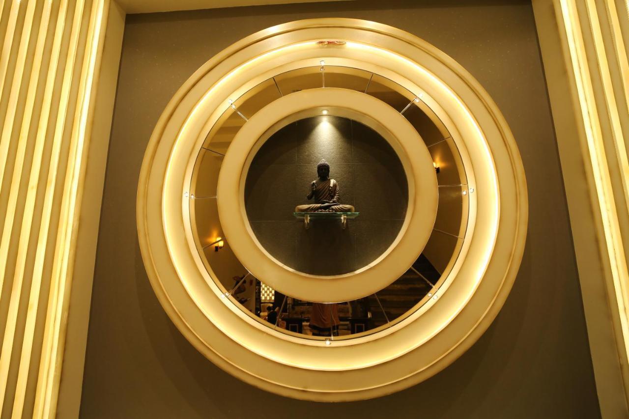 Hotel Prince Viraj Dzsabalpur Kültér fotó