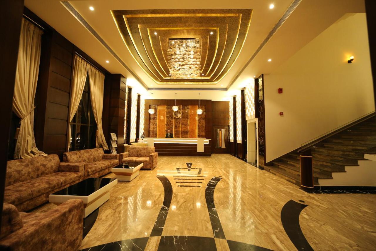 Hotel Prince Viraj Dzsabalpur Kültér fotó