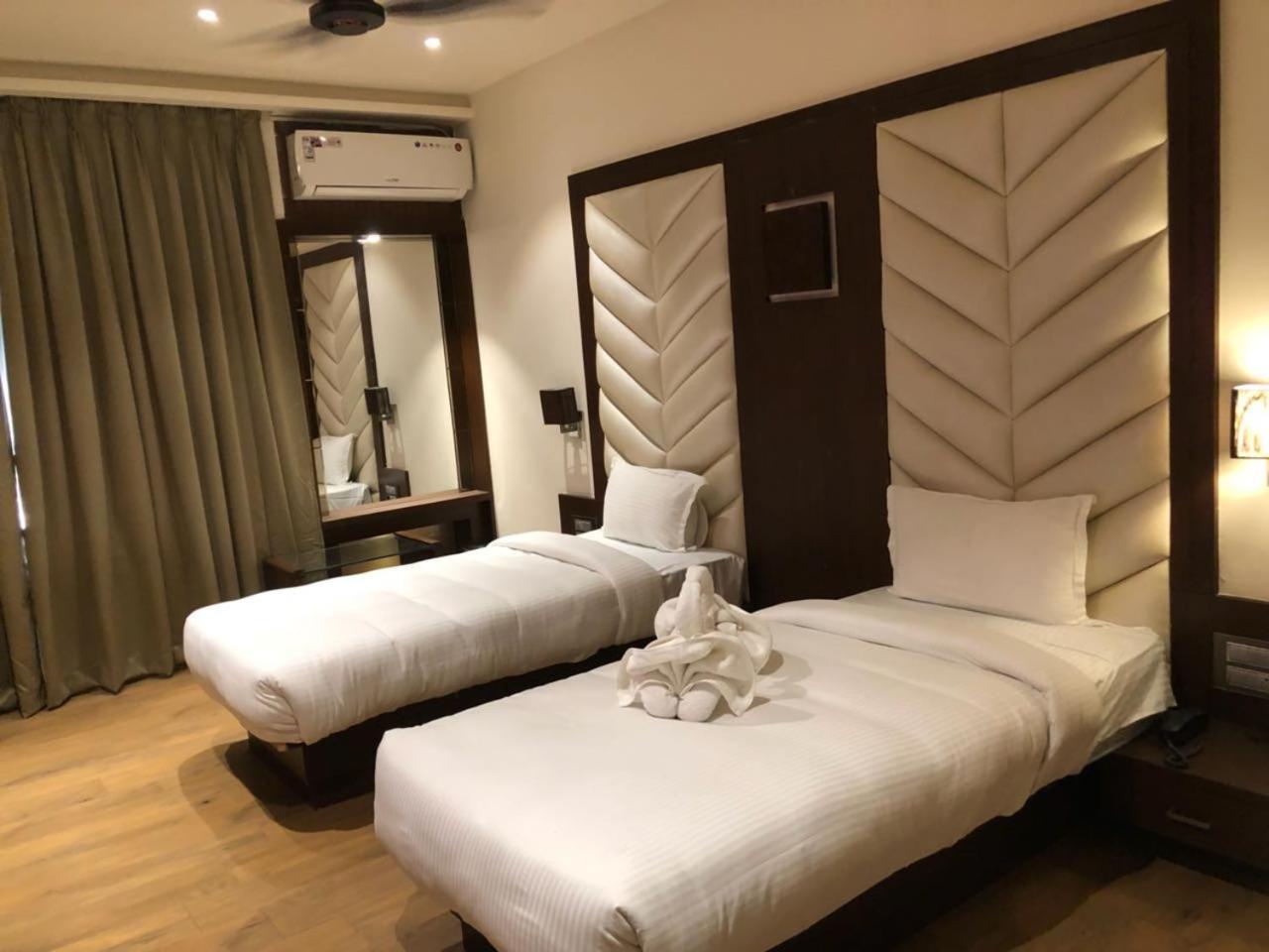 Hotel Prince Viraj Dzsabalpur Kültér fotó